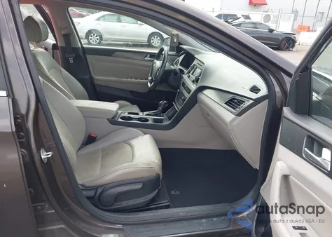 2015 Hyundai Sonata Sport z USA, uszkodzony, nr VIN 5NPE34AF3FH192663